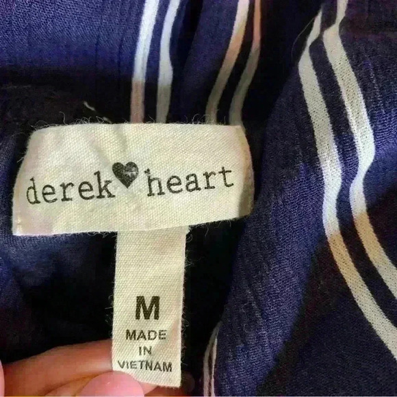 Derek Heart Striped Romper Size M - Picture 6 of 7